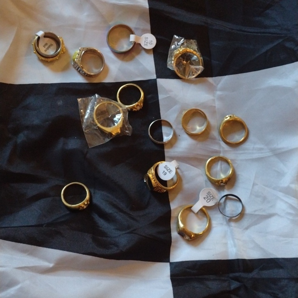 14 men's rings sizes 12-20(assorted)